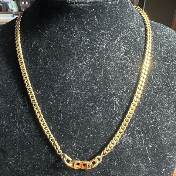 Dior Luxurious Gold Chain Necklace